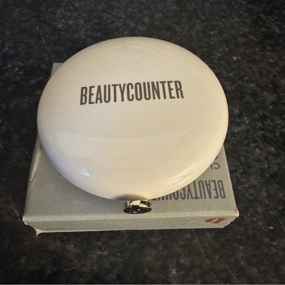 Beautycounter Cheeky Cream Blush CHAI  New in the box